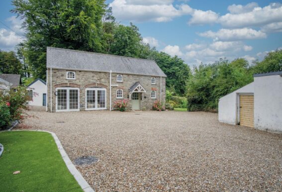 The Stables 2 Bedroom Cottage